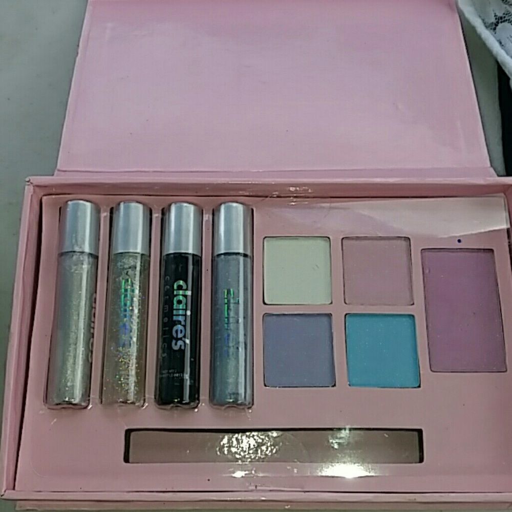 Claire's make up kit